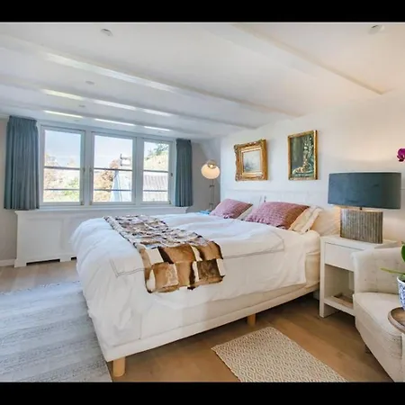 5bedroom House *