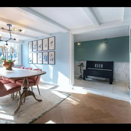 5bedroom House *